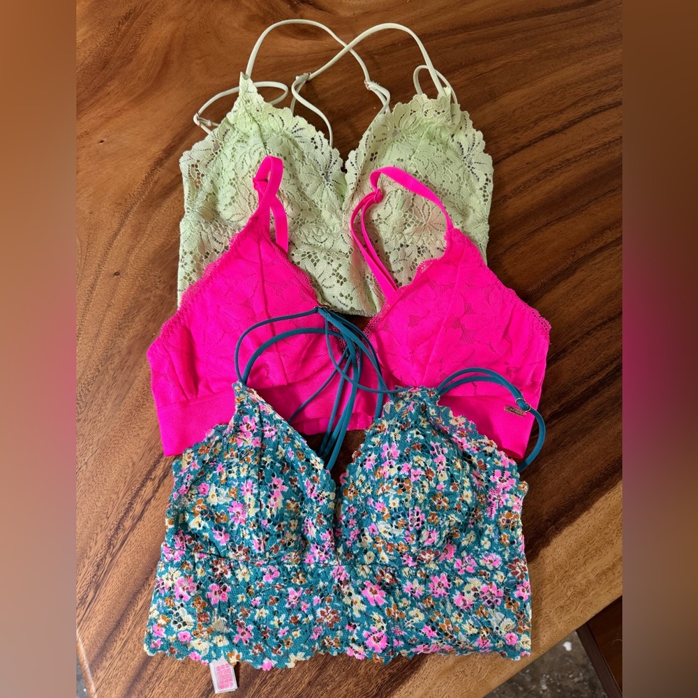 3 VS PINK VICTORIAS SECRET BRALETTES